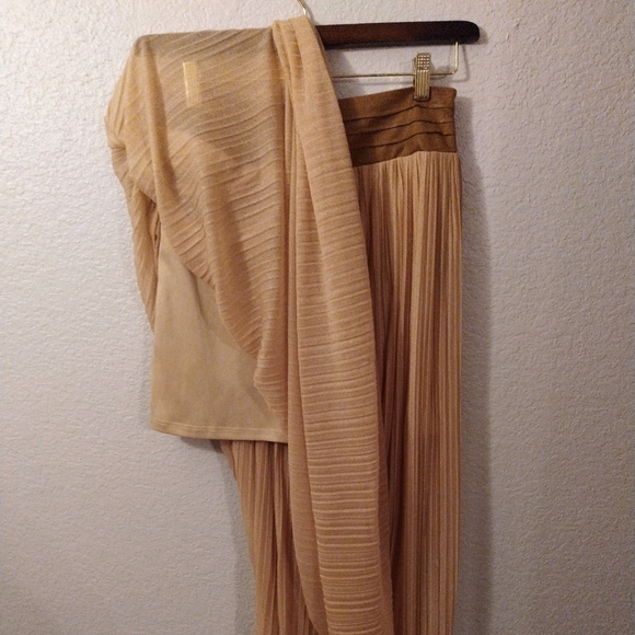 High low skirt - Picture 4 of 6